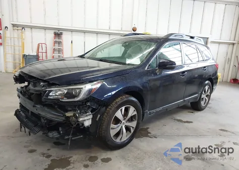 2018 Subaru Outback 2.5I Premium z USA, uszkodzony, nr VIN 4S4BSAFC1J3306551